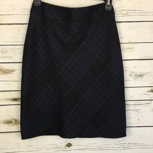 Banana Republic Black and Navy Skirt Size 0P